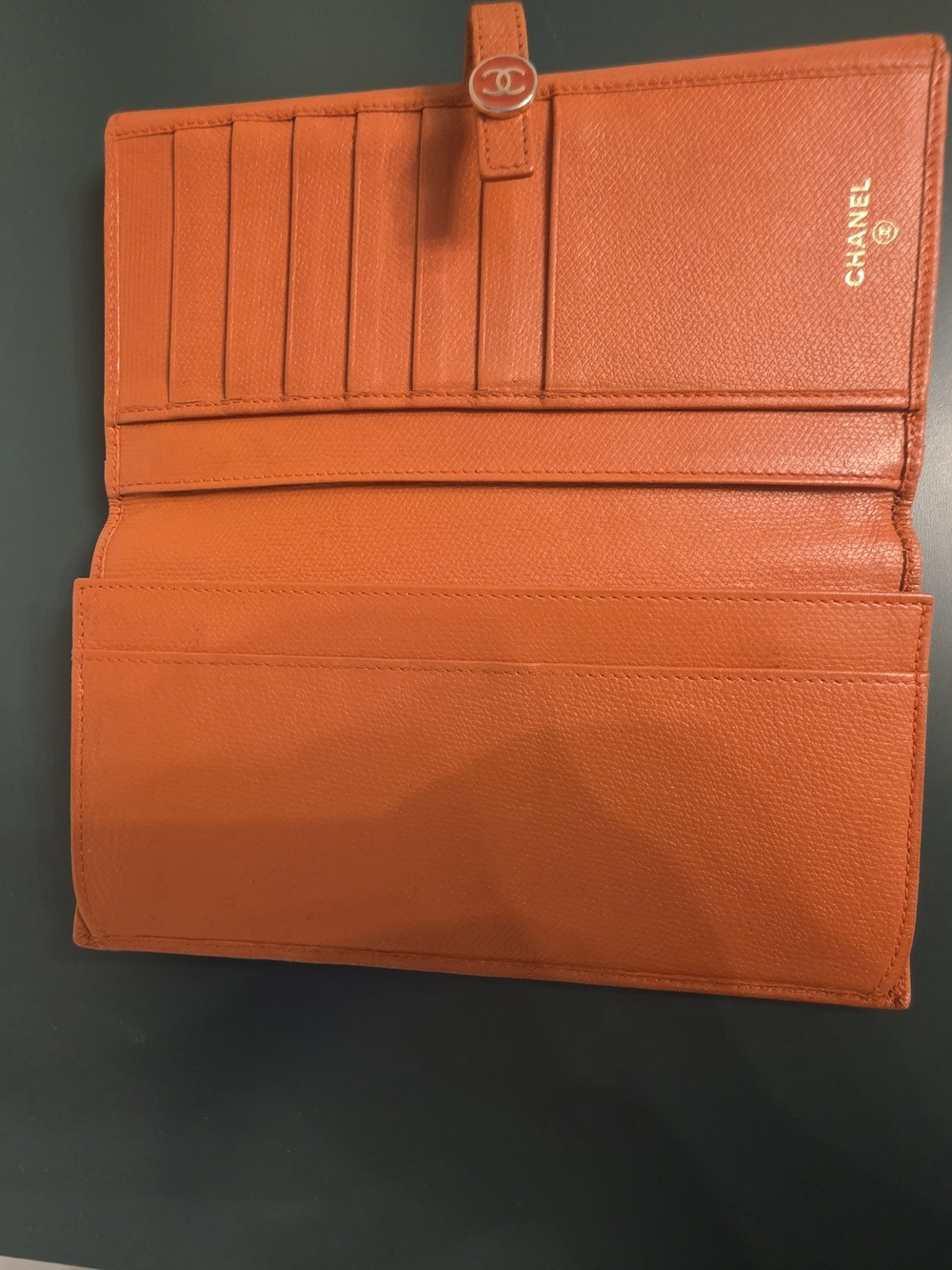 CHANEL Orange Textured Leather Continental Wallet with CC Snap - Picture 2 of 8